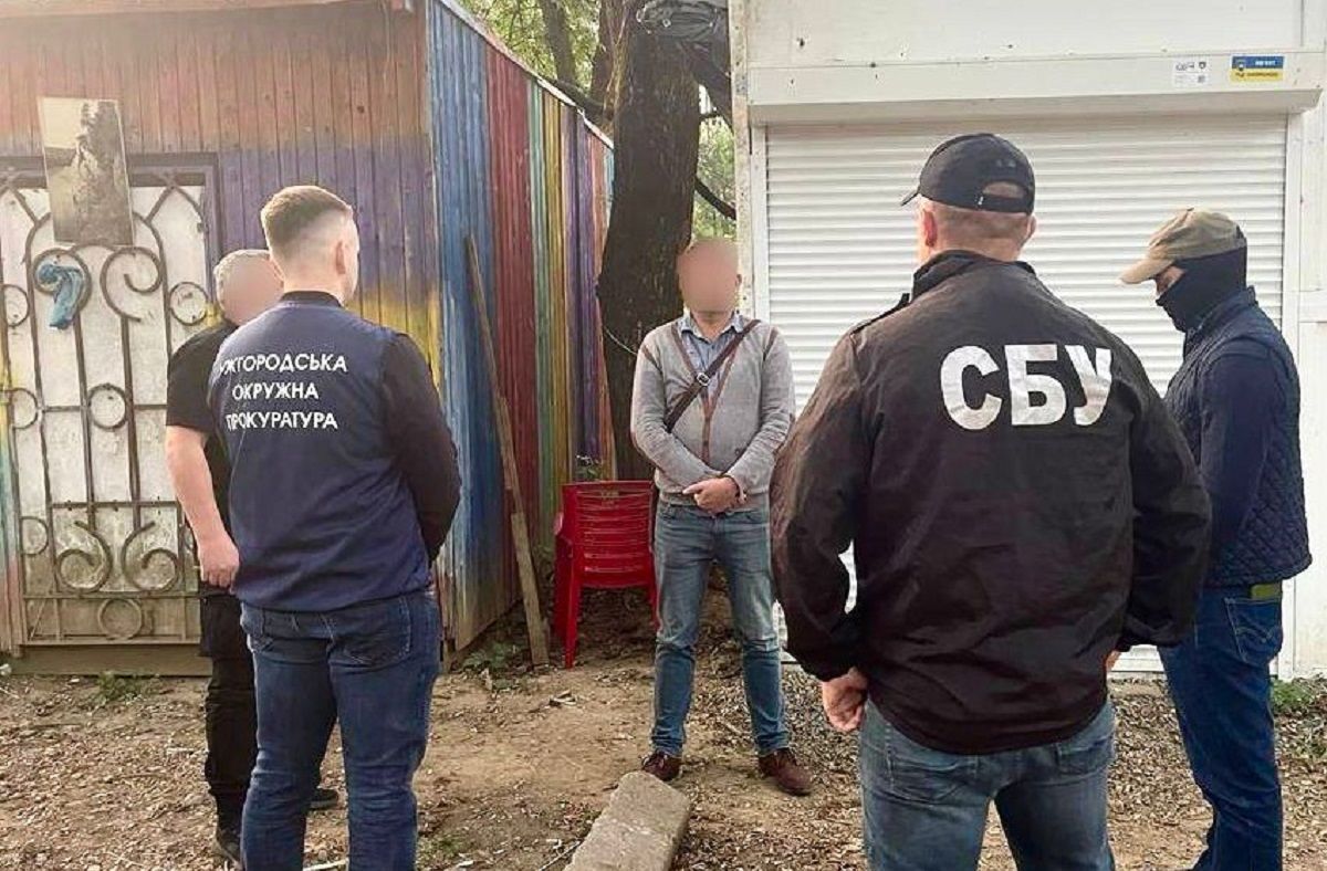 В Ужгороді посадовець вимагав $4  тис. хабара за незаконне встановлення атракціонів