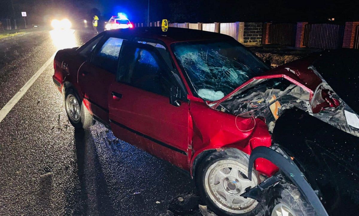 П’яний водій Audi вчинив потрійну ДТП біля Франківська, п’ятеро поранених