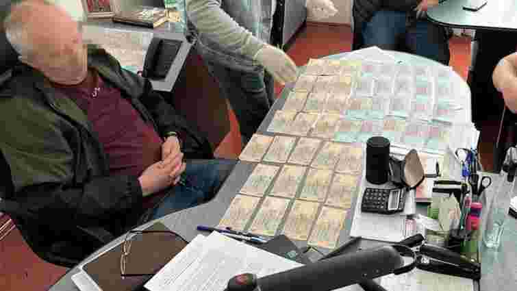 Директору агроколеджу на Тернопільщині присудили штраф за вимагання хабара