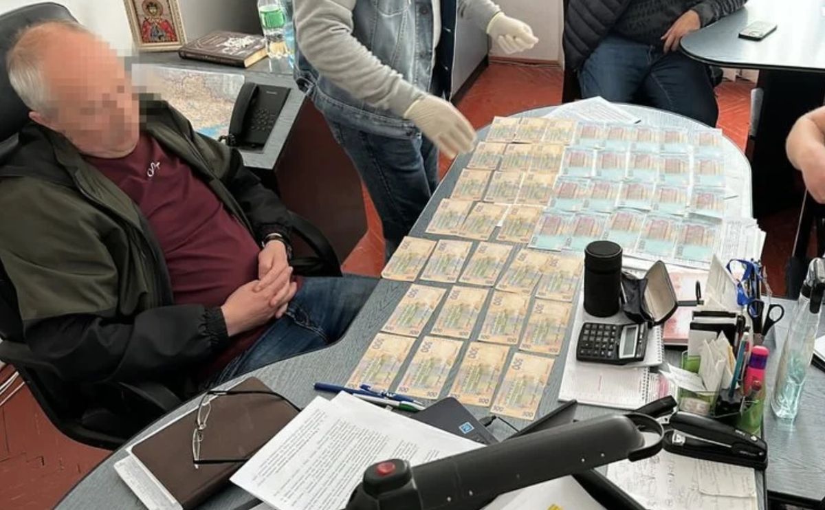 Директору агроколеджу на Тернопільщині присудили штраф за вимагання хабара