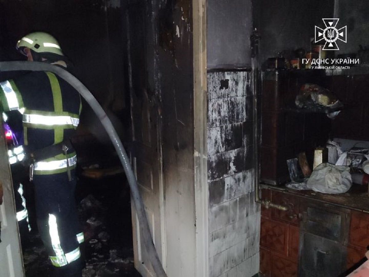 У Дрогобичі внаслідок пожежі у будинку загинула 83-річна жінка