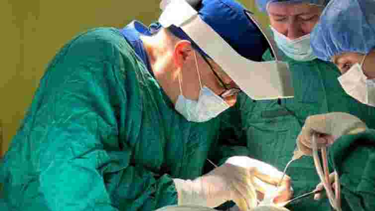 Хірурги зі США у Львові оперуватимуть дітей зі складними вадами