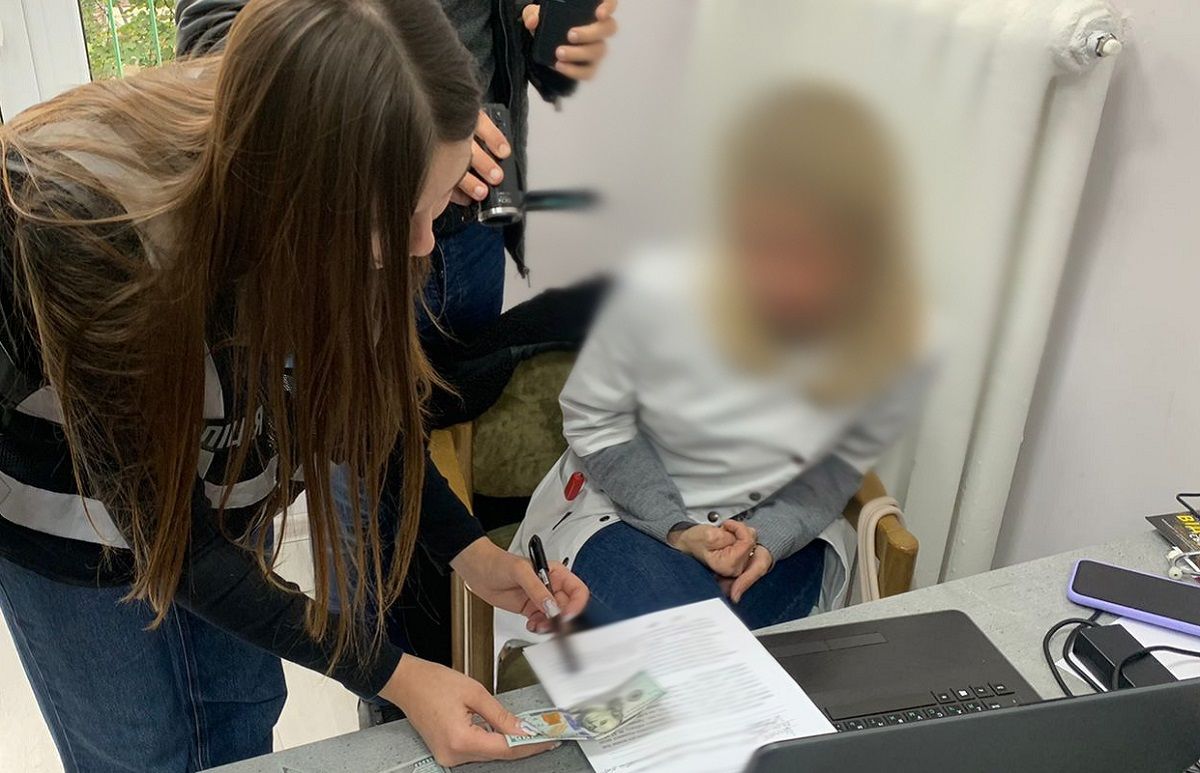 Медиків Львівської обласної лікарні викрили на схемі допомоги ухилянтам