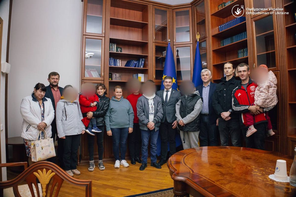 В Україну повернулися ще четверо викрадених росіянами дітей
