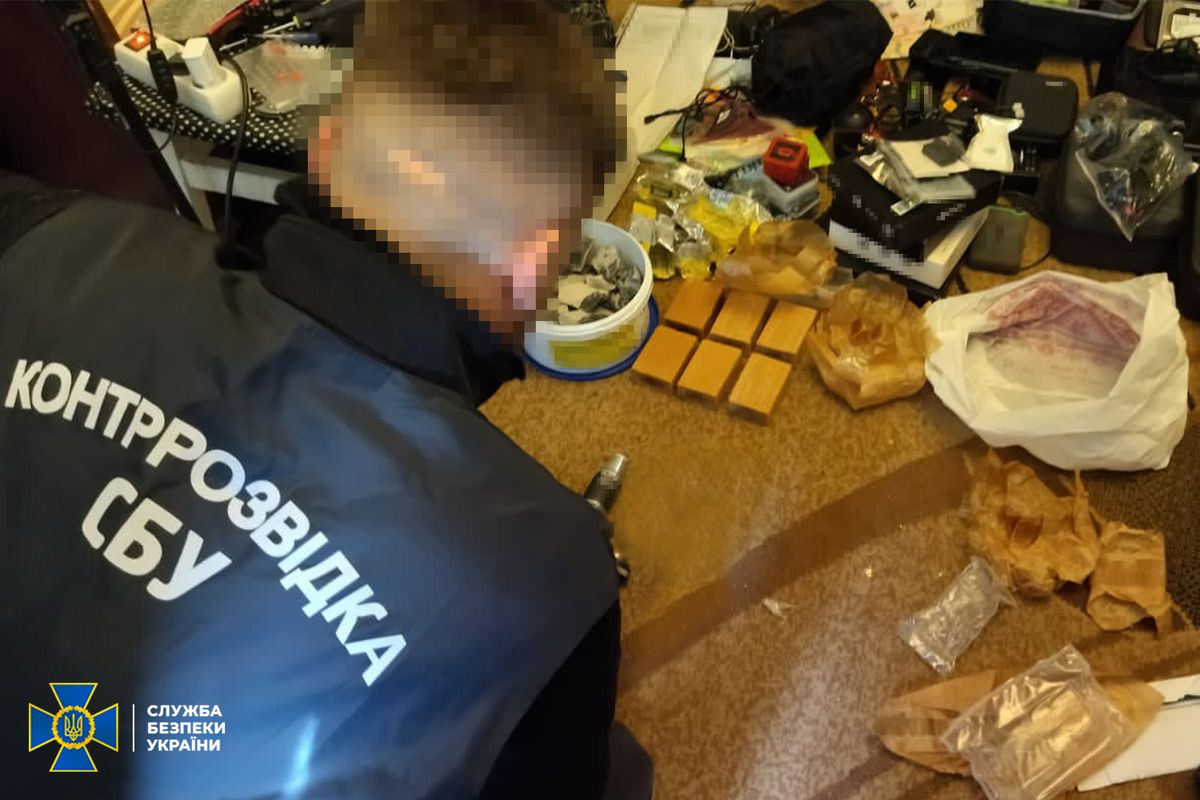 Агентурно-бойова група ФСБ готувала диверсії на військових об’єктах Київщини