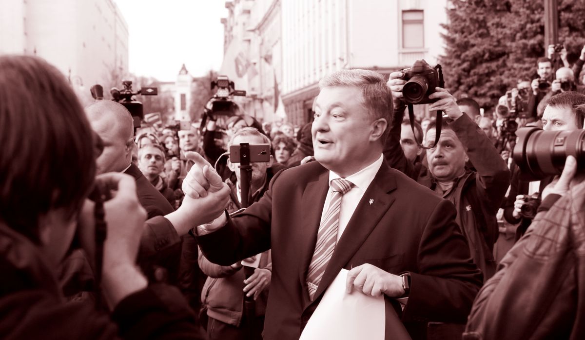 Як опозиція копає собі яму