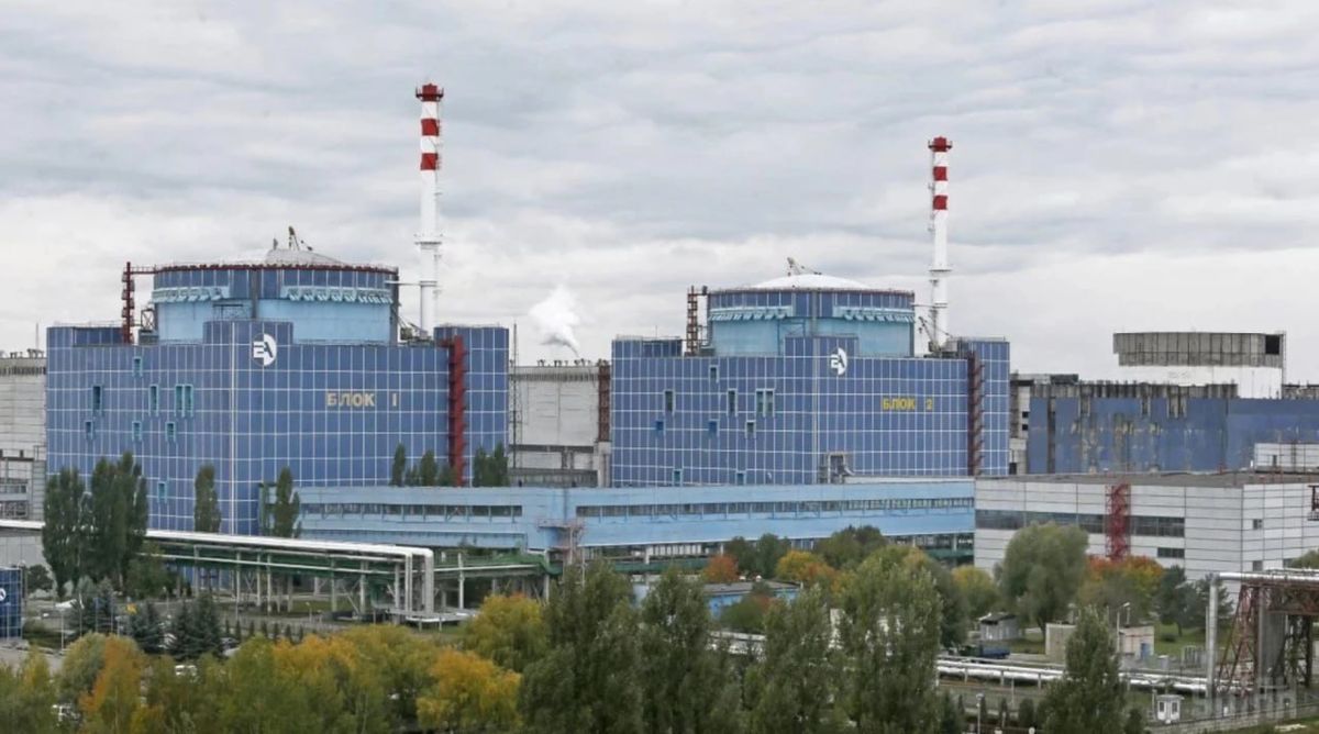 Вірогідною мішенню росіян під час нічної атаки була Хмельницька АЕС, – Зеленський 