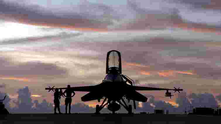 У США стартувала льотна підготовка українських пілотів на F-16
