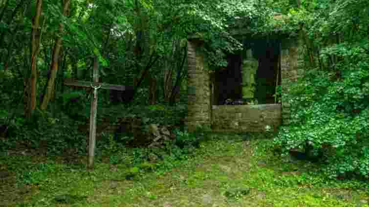 У колишньому селі на Тернопільщині знайшли могилу загиблих поляків