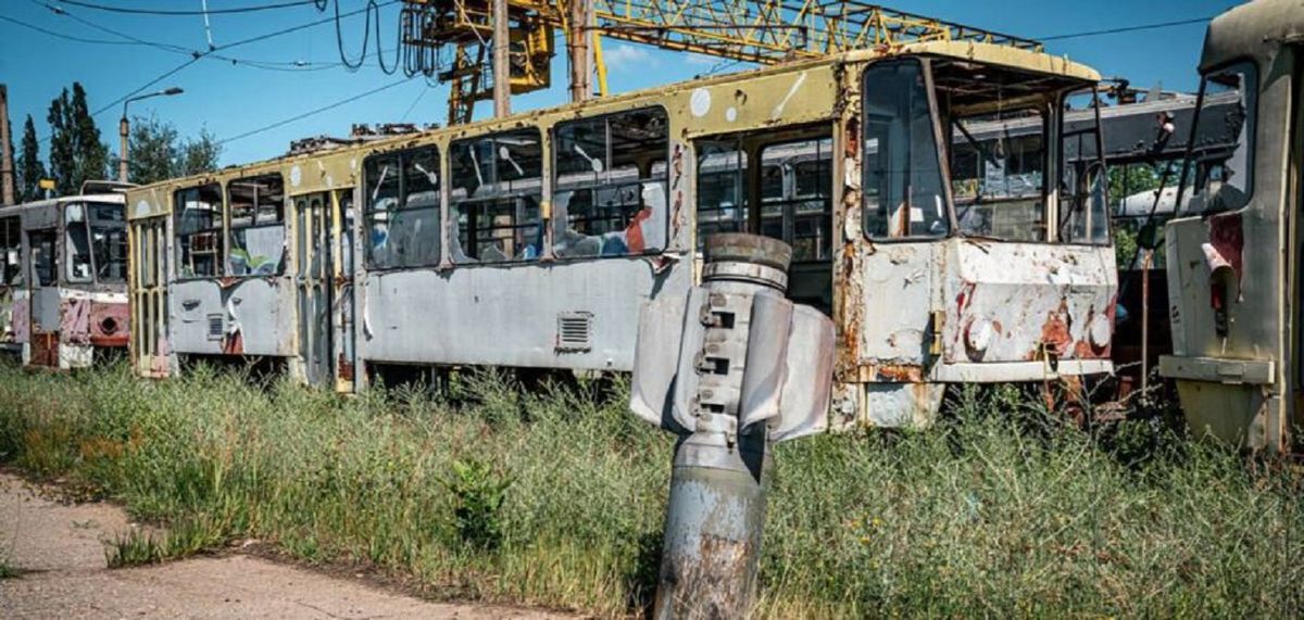 Міський голова Харкова розповів, яку кількість громадського транспорту знищили росіяни