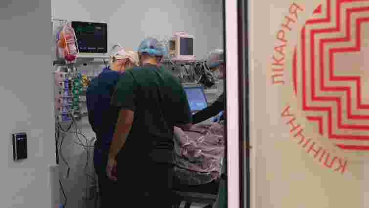 У львівській лікарні померла 38-річна жінка, якій пересадили серце і легені
