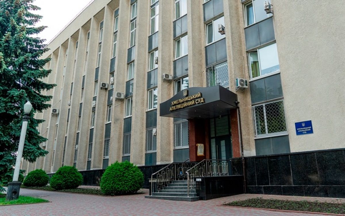 Хмельницький суд виправдав водія, який сів п'яним за кермо на вимогу поліцейських