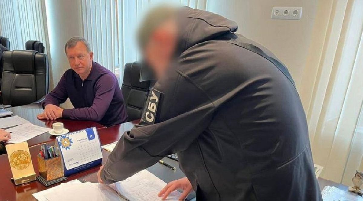 СБУ провела обшуки в кабінеті мера Ужгорода Богдана Андріїва