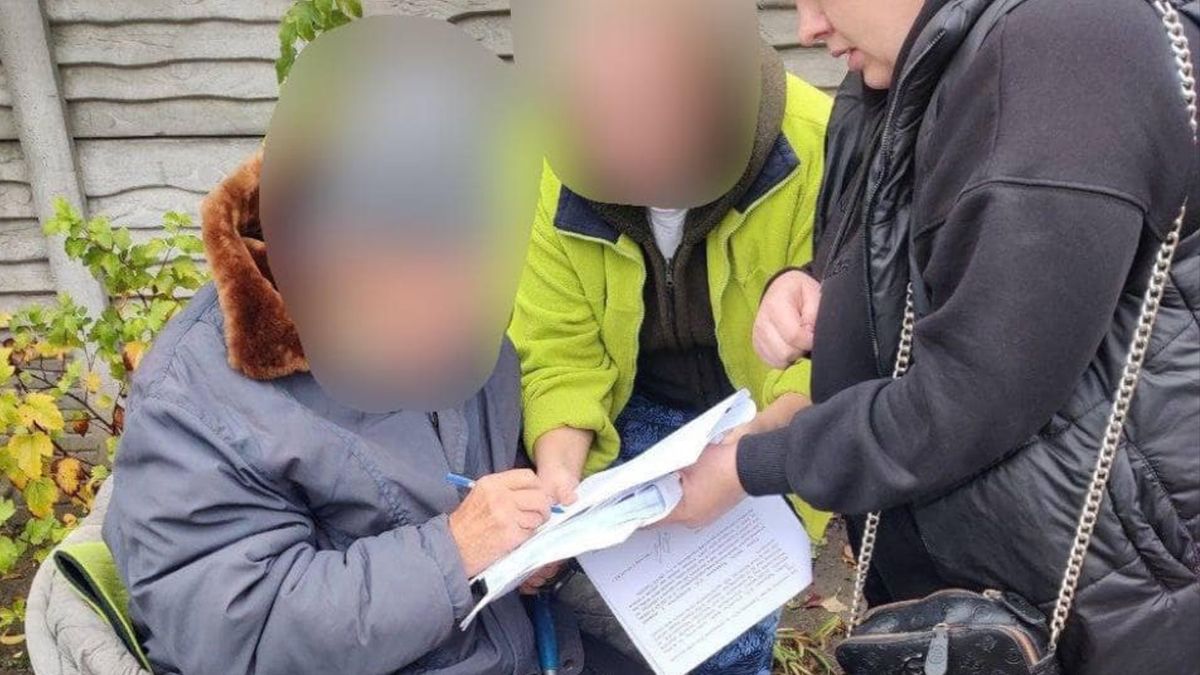 На Харківщині 83-річний викладач пішохідного туризму розбещував школярок
