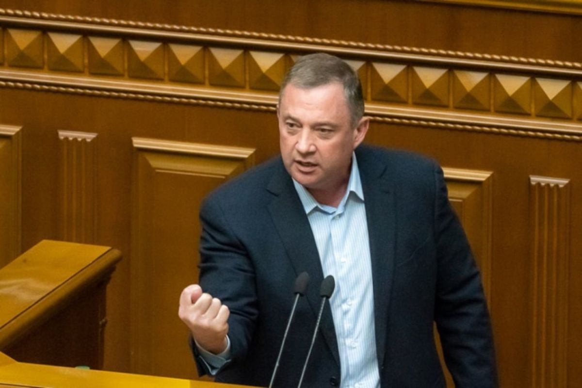 Підозрюваний у розкраданні 93 млн грн Ярослав Дубневич втік за кордон