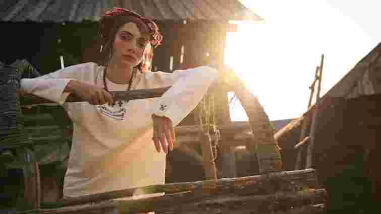 Українські бренди випустили колекції одягу за мотивами фільму «Довбуш»