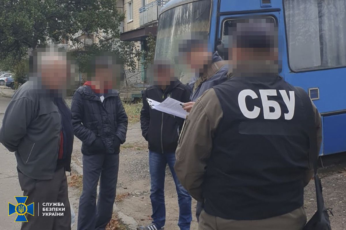 СБУ затримала перевізника, який після захоплення Херсона працював на Росію