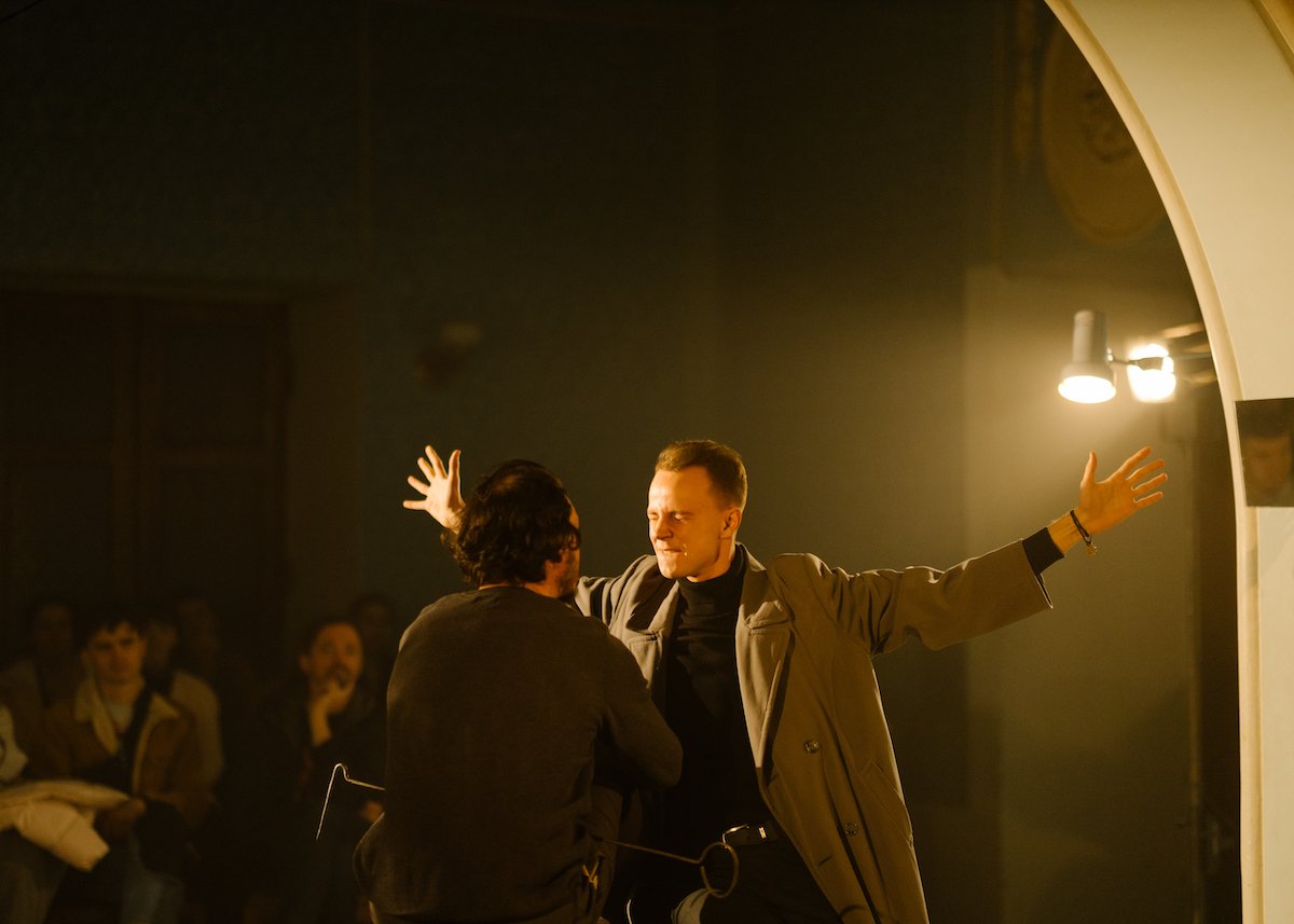 Сцена з вистави (фото Поліни Корзун)