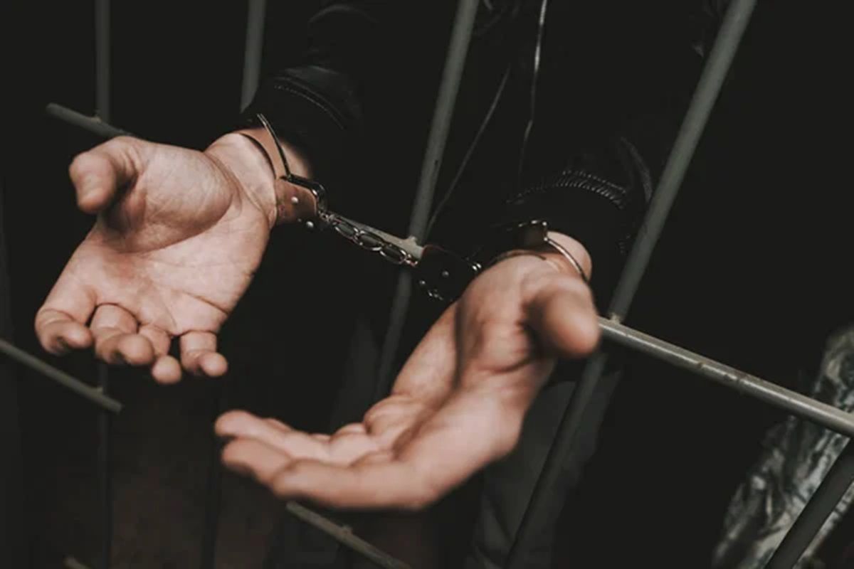 На Буковині чоловіка арештували на два місяці за демонстрацію поліції геніталій