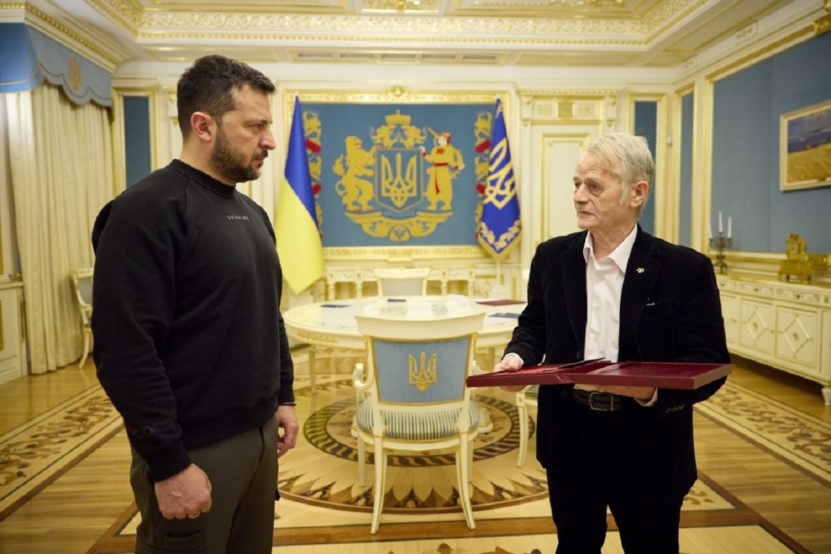Володимир Зеленський присвоїв звання Героя України Мустафі Джемілєву