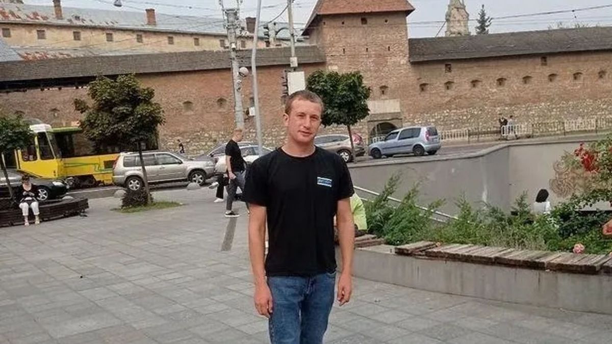 У центрі Львова затримали оголошеного у розшук Михайла Міхняка