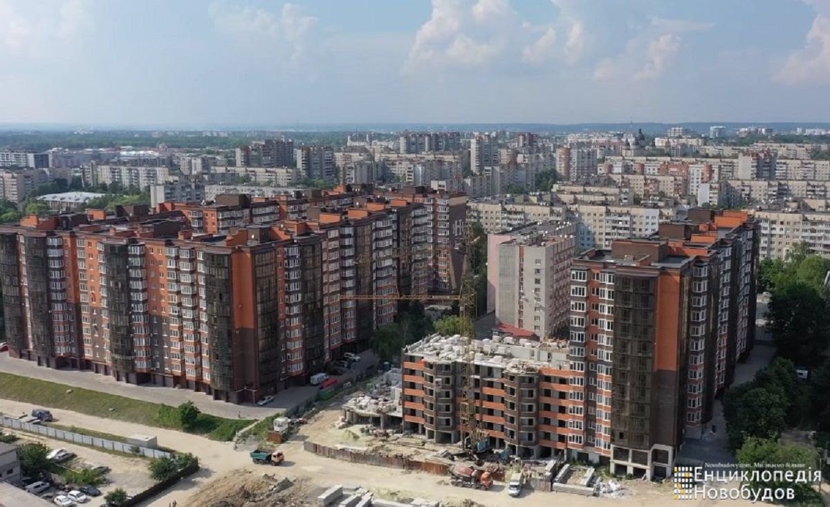 Державіаслужба судиться через висотне будівництво біля львівського аеропорту