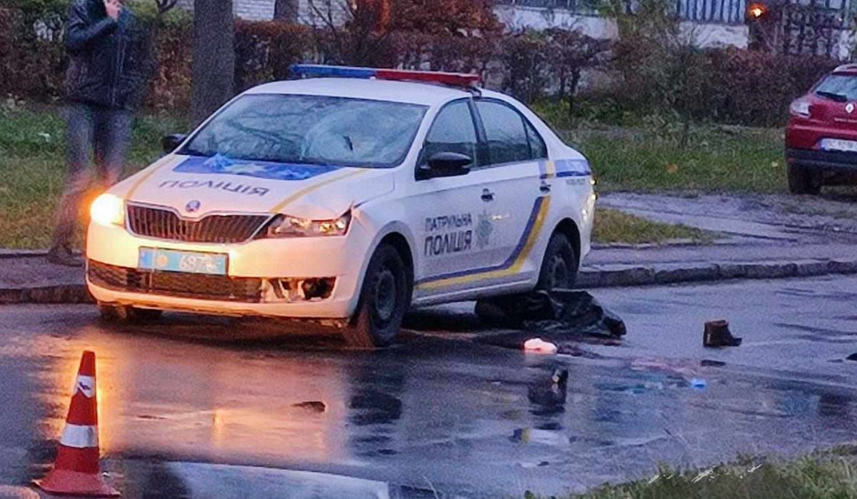 Львівський патрульний на службовому авто на смерть збив пішохода