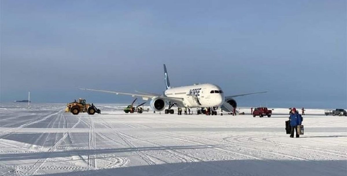 В Антарктиді вперше приземлився Boeing 787