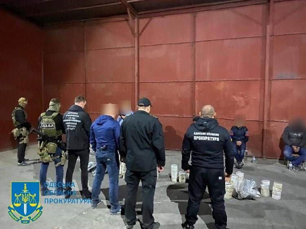 Четверо громадян Ізраїлю отримали 11 років ув’язнення за контрабанду кокаїну через Одесу