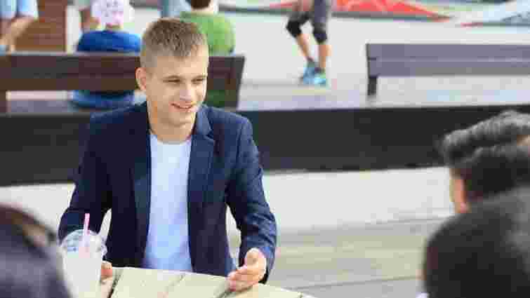 Вивезений з Маріуполя 17-річний Богдан Єрмохін покинув Росію