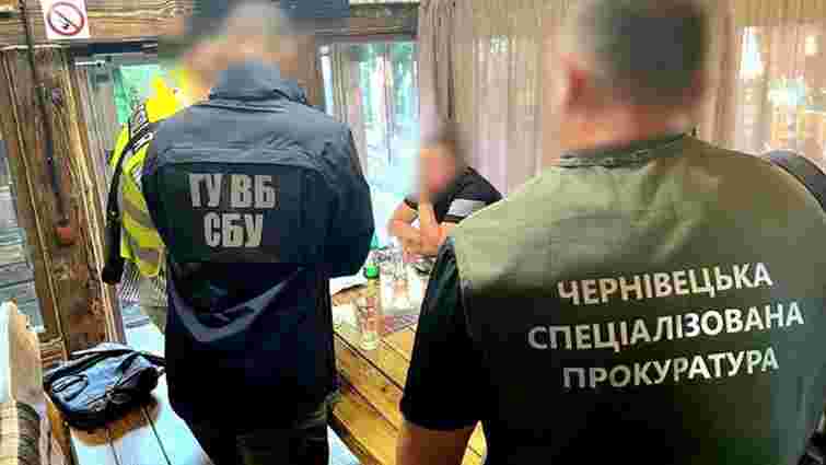 На Буковині бізнесмену за хабар працівнику СБУ присудили штраф у розмірі 68 тис. грн