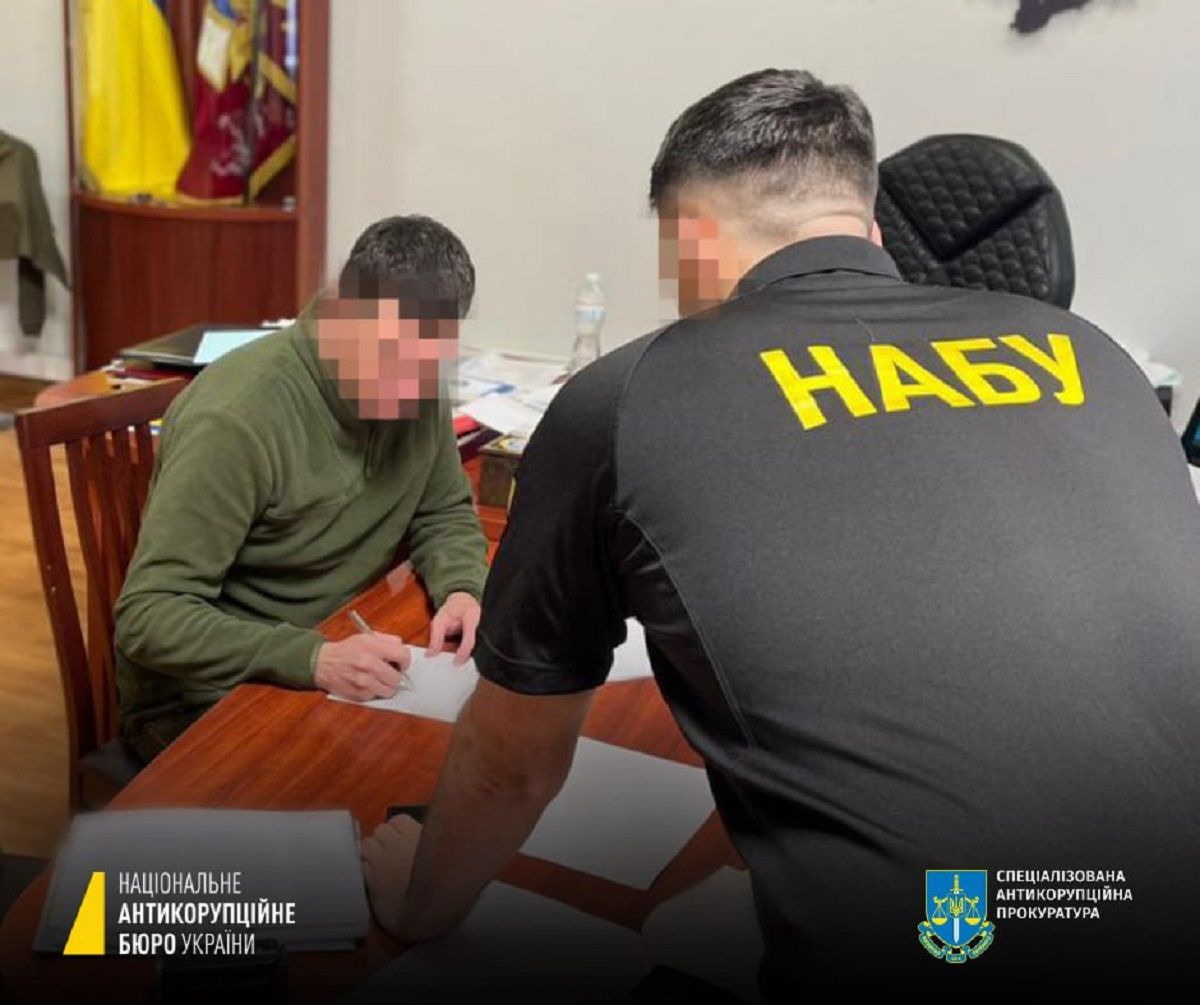 Керівництво Держспецзв’зку  викрили на розтраті 62 млн гривень