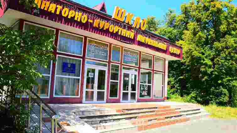 Батько Тараса Козака відсудив у санаторію «Шкло» 7,4 млн грн наданої допомоги