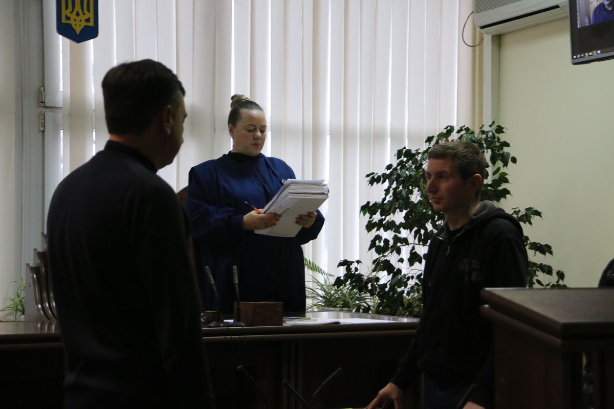 Антивакцинатор Стахів та його адвокат намагались відсторонити прокурора від справи 