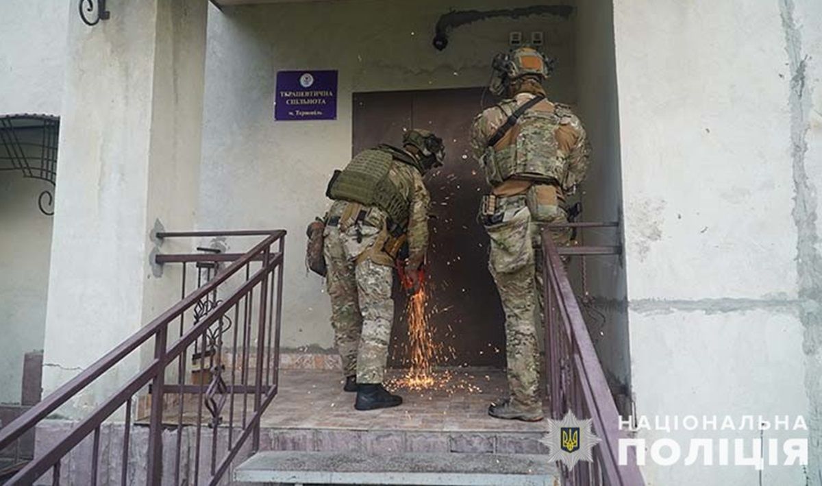 На Тернопільщині викрадали та примусово утримували людей у «реабілітаційному центрі»