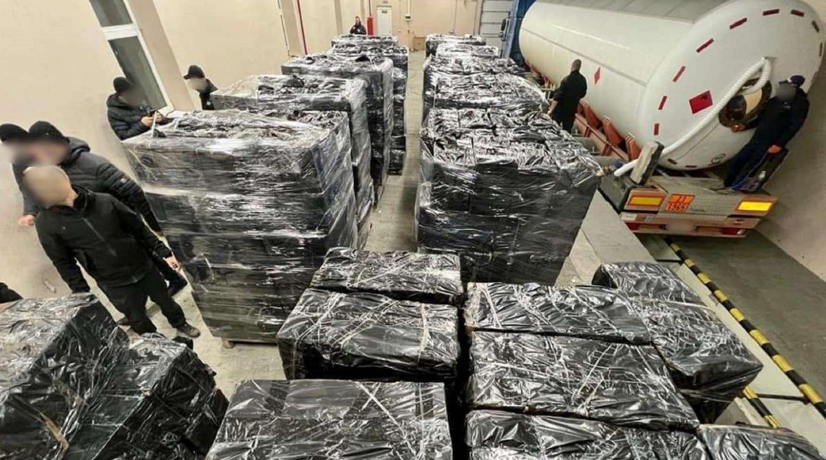 Чернівецькі митники виявили контрабанду сигарет на 12 млн грн