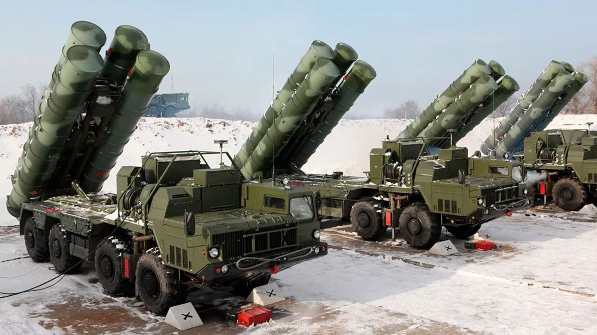 Росія перекидає установки ППО з Калінінграда, – Міноборони Британії