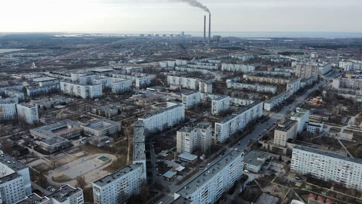 Мер Енергодара заявив про роботу щонайменше десятка російських катівень у місті