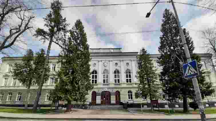 Аудитори виявили в Дрогобицькому педуніверситеті збитки на майже 2 млн грн
