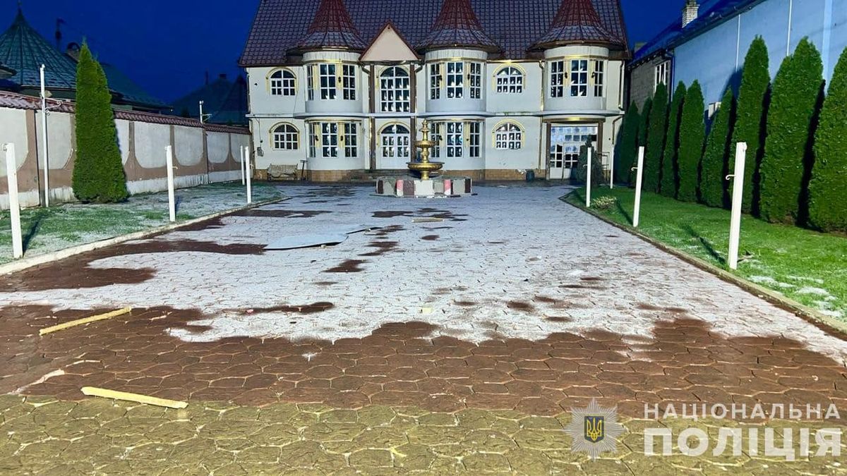 На виборах ромського барона на Закарпатті сталася масова бійка і вбивство
