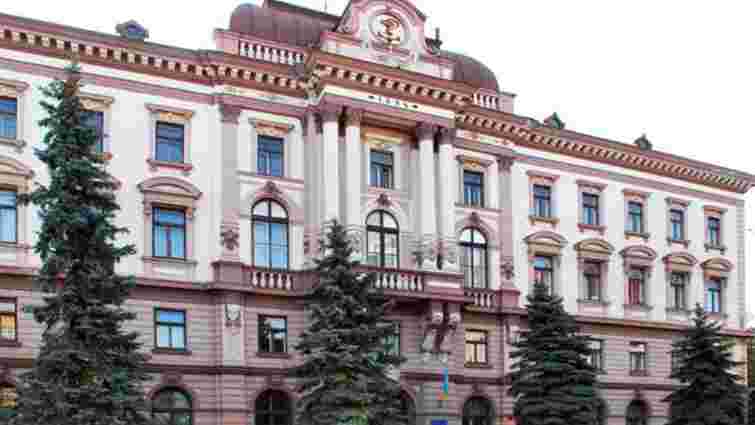 Суд зобов'язав випускника медуніверситету в Франківську повернути 209 тис. грн за навчання