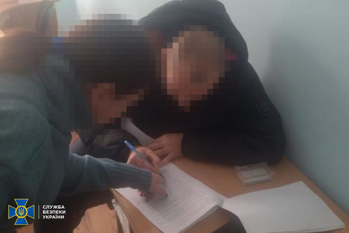 Житель Херсонщини допомагав окупантам тікати від контрнаступу ЗСУ 