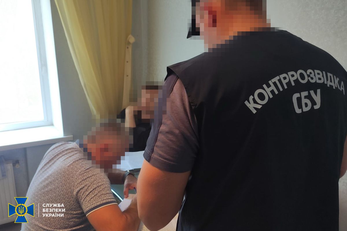 Очільник оборонного заводу розкрадав гроші на закупівлі запчастин для Су-27
 