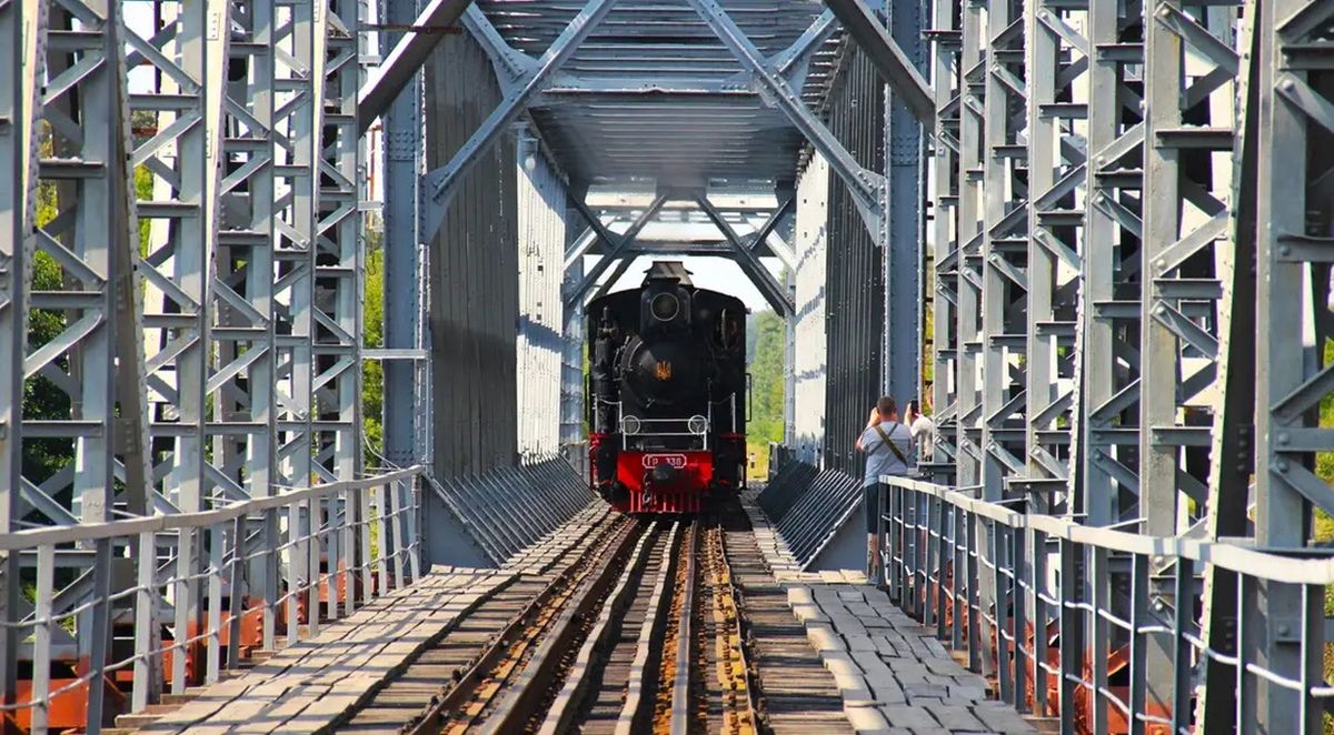 Укрзалізниця запустить ретропоїзд найдовшою вузькоколійкою Європи
