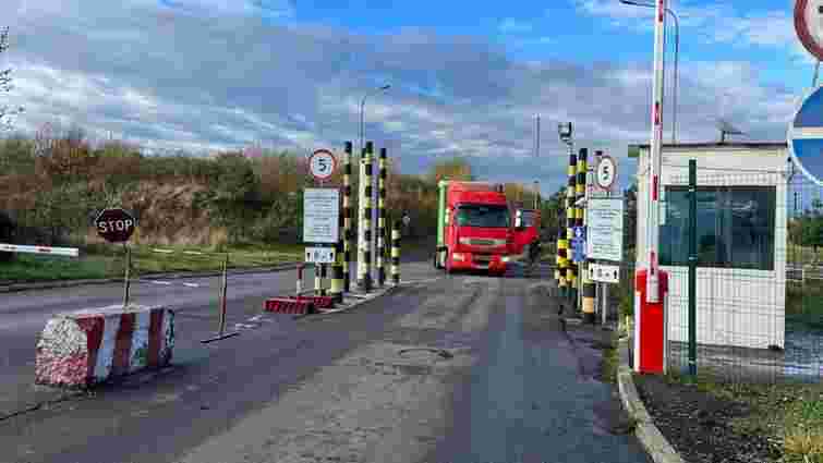 Словацькі перевізники заявили про продовження блокади кордону з Україною