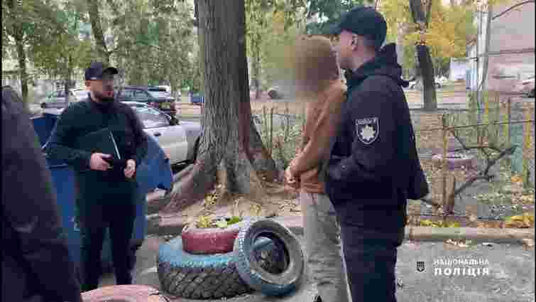 Поліцейські затримали злочинне угруповання за серію підпалів квартир в Одесі