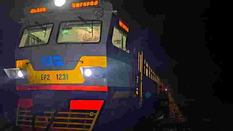Неподалік Стрия пасажирський потяг на смерть збив 67-річного чоловіка