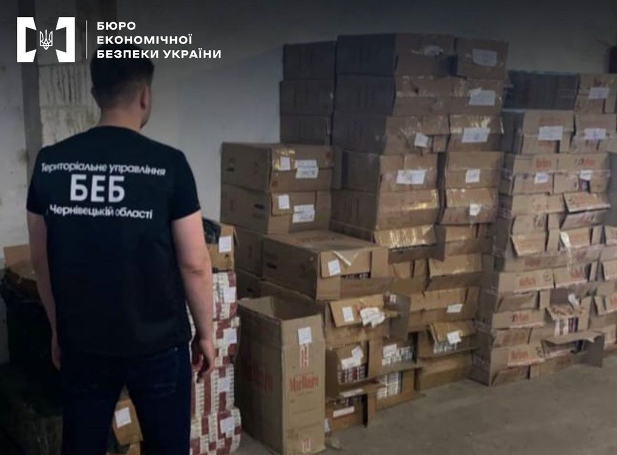 Суд виніс вирок буковинці, яка на ринку гуртом продавала фальсифіковані сигарети
