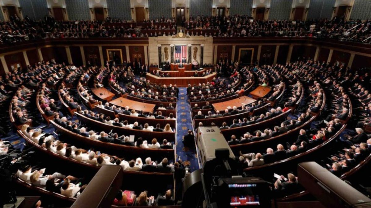 У США заборонили президентам одноосібно виводити країну з НАТО