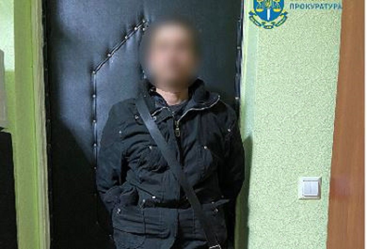 На Сумщині неповнолітня донька народила від батька, який систематично її ґвалтував